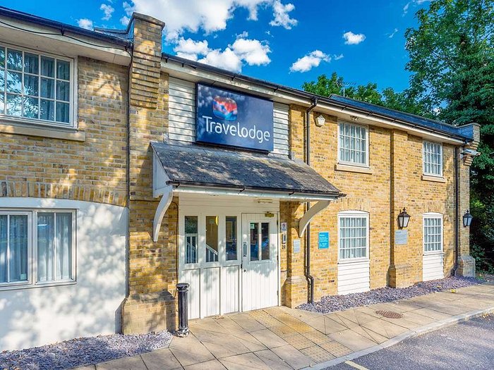 Travelodge, 73 Hollybush Hill, Snaresbrook, London, E11 1PE