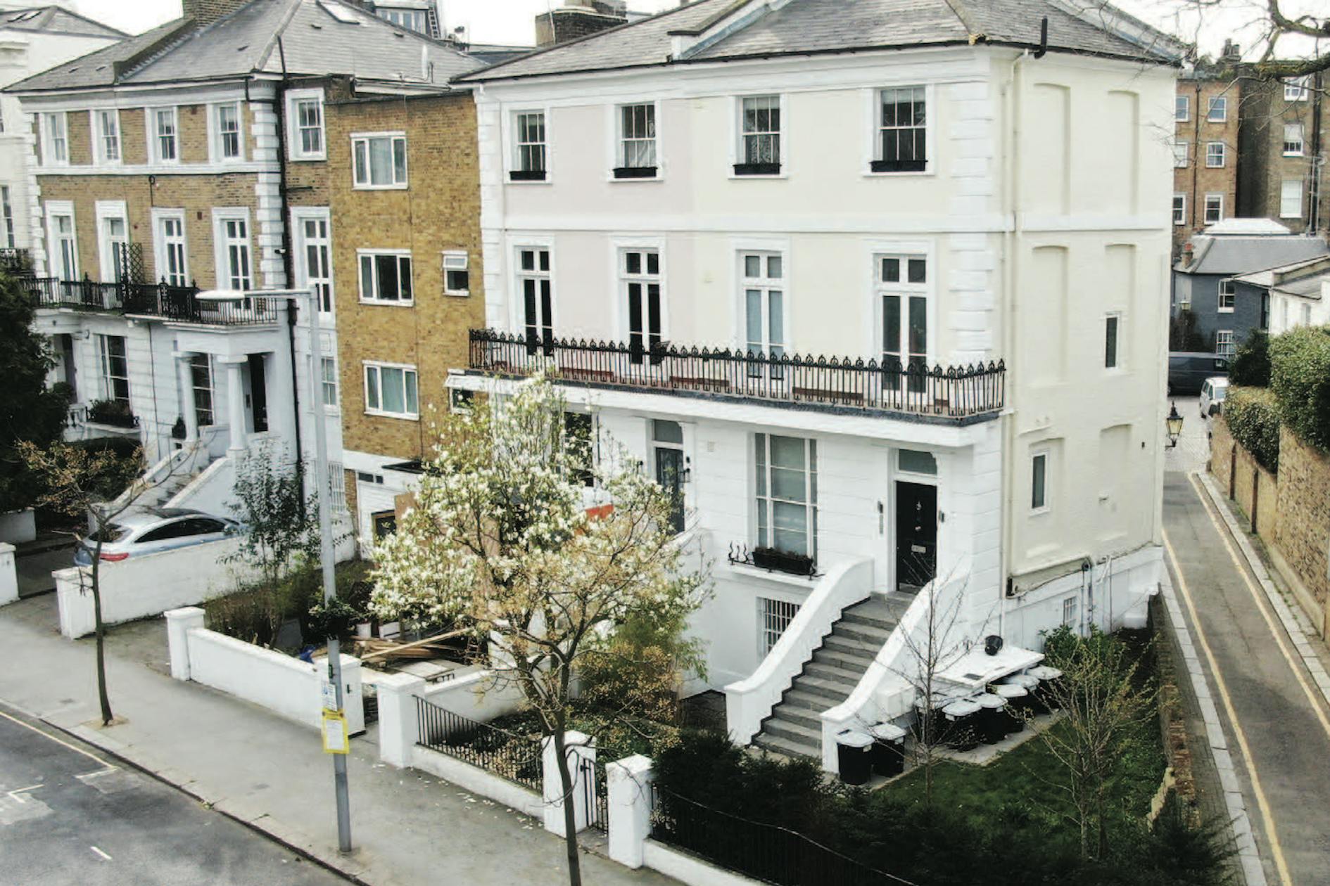 42 Pembridge Villas, Notting Hill Gate, London, W11 3EG