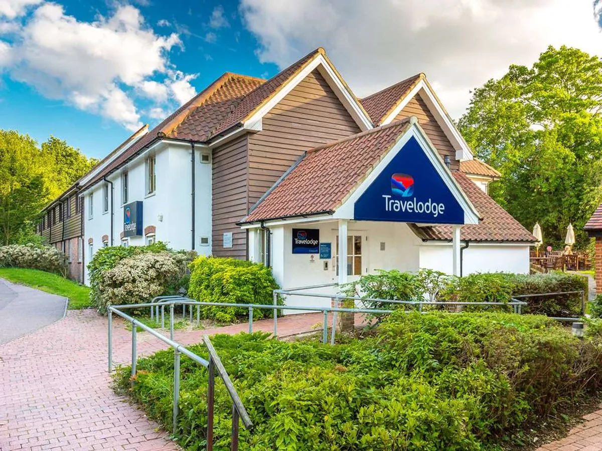 Travelodge, 375 Chigwell Road, Woodford Green, IG8 8AS