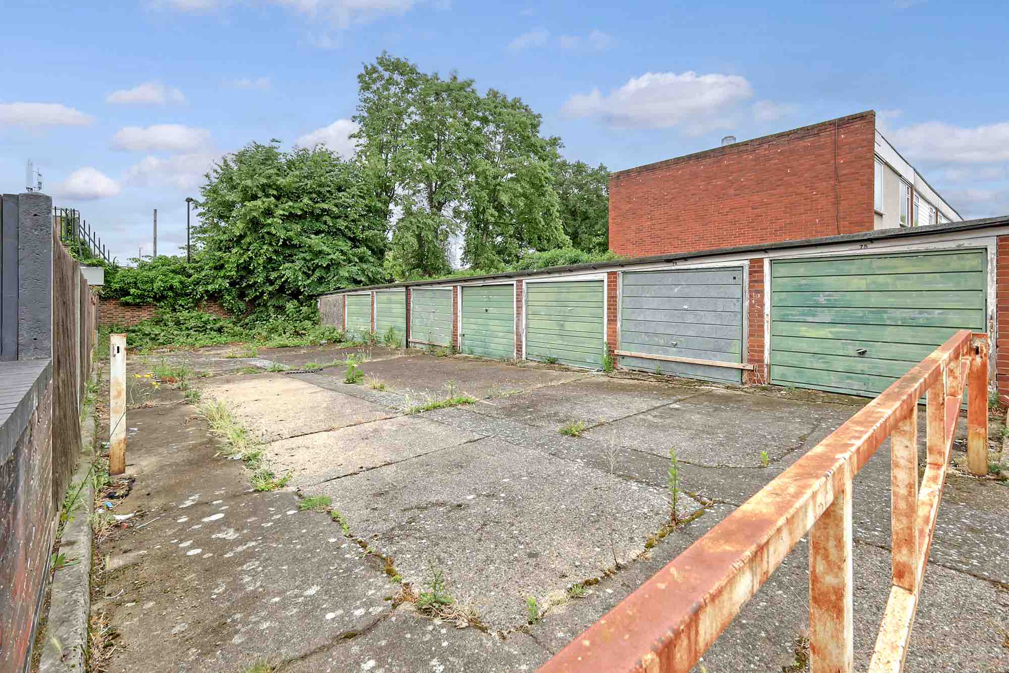 Development opportunity to create two houses in Bromley