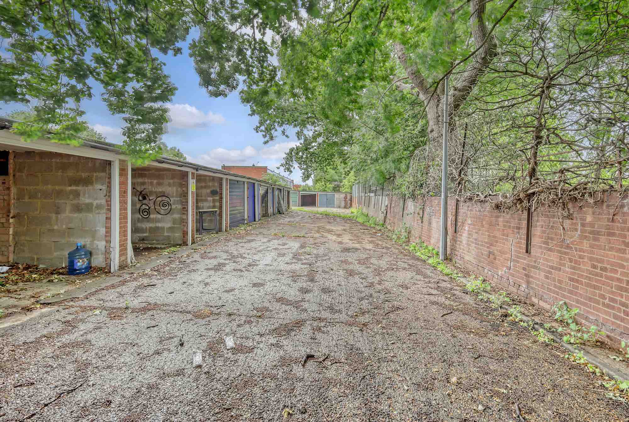 Development opportunity to create six houses in Bromley