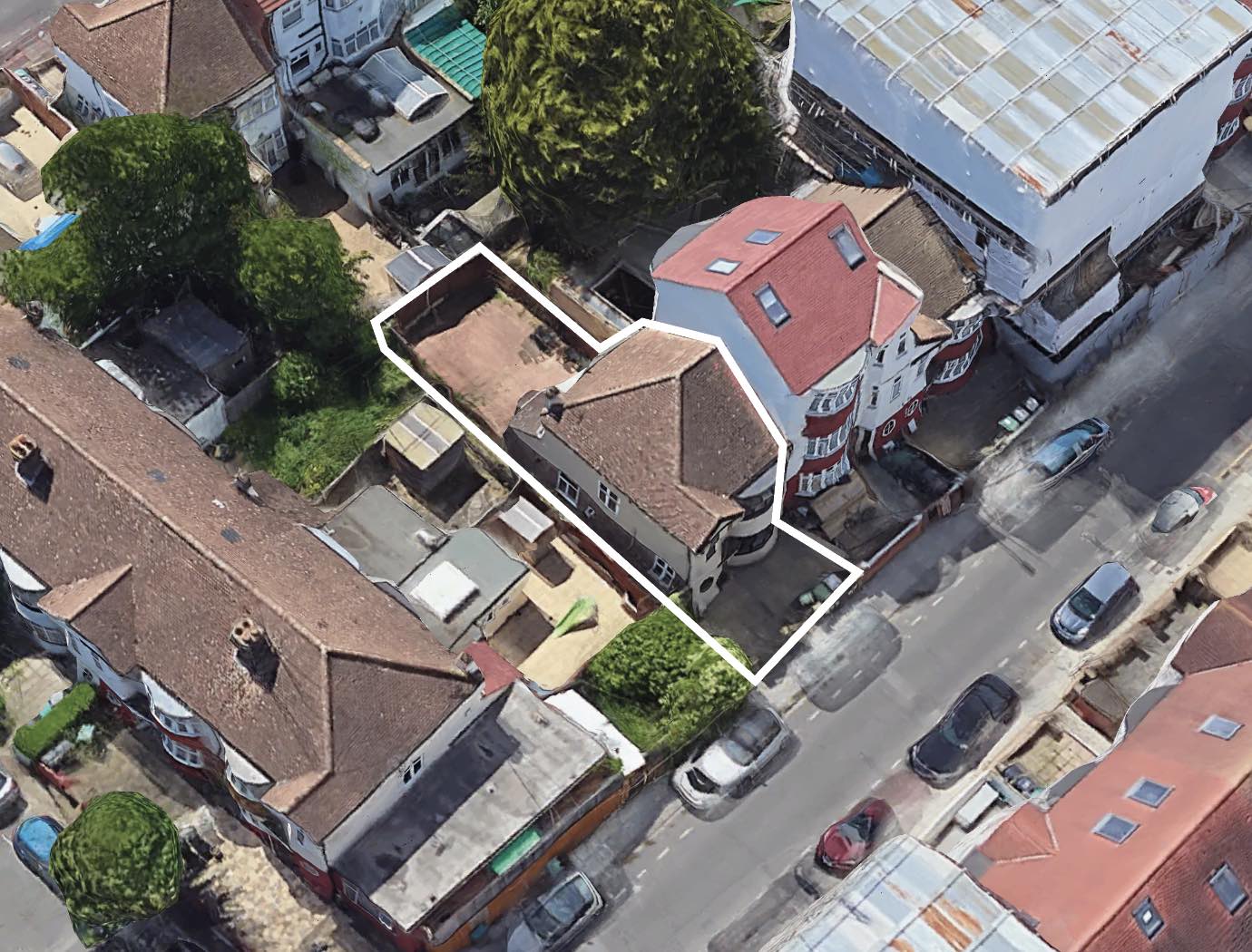 Freehold house in Stamford Hill