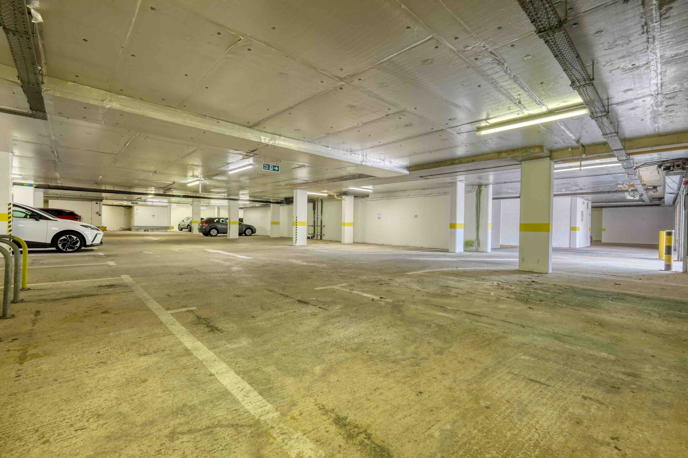 Modern office investment with repositioning potential in Bracknell.