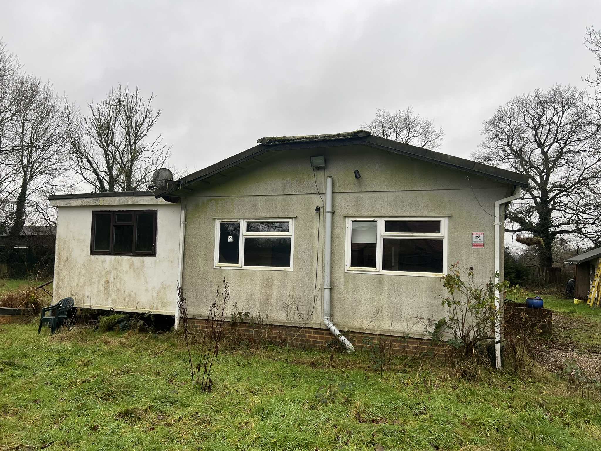Consented extension opportunity to create 2,808 sqft detached dwelling in Kings Langley