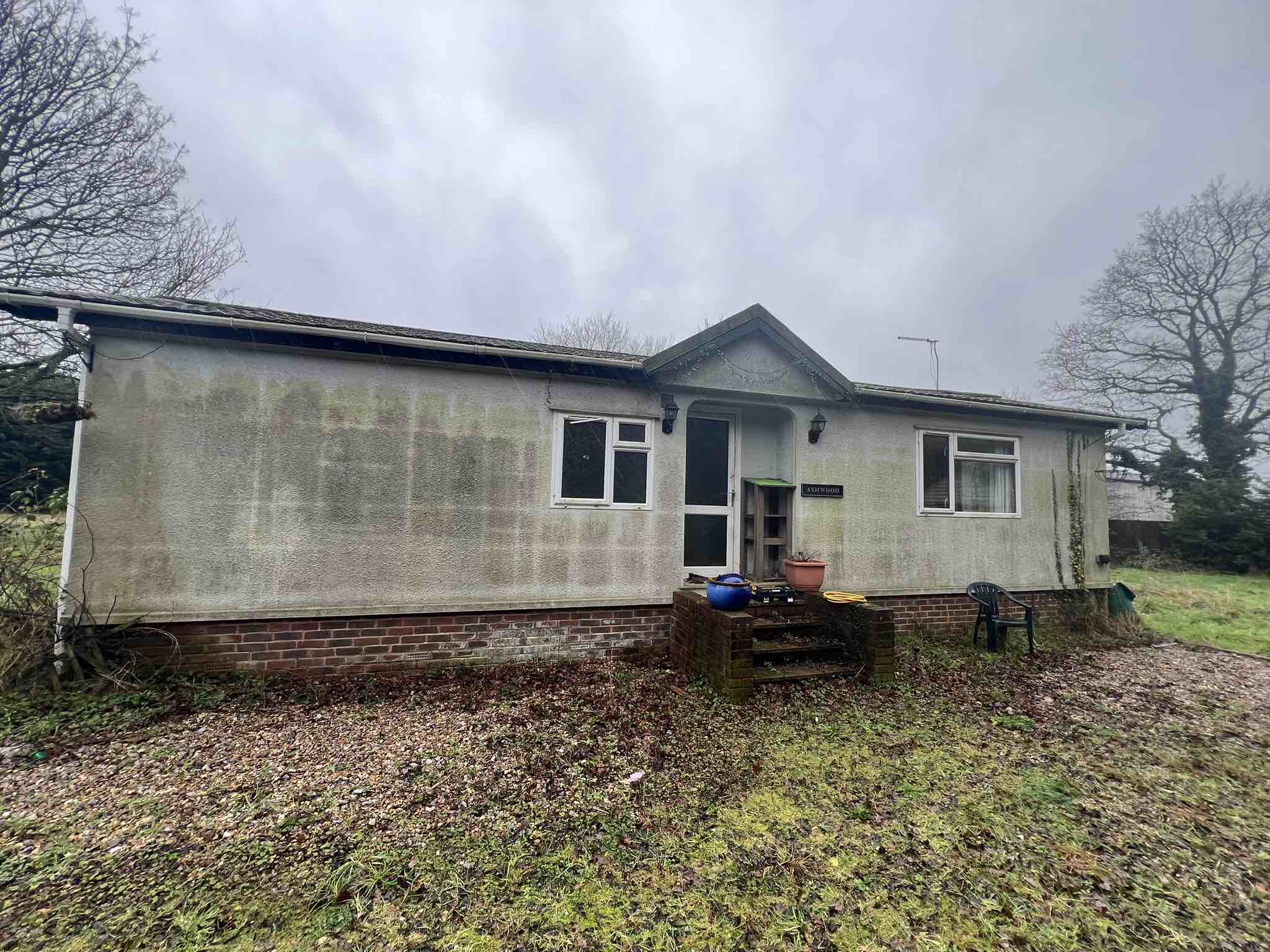 Consented extension opportunity to create 2,808 sqft detached dwelling in Kings Langley