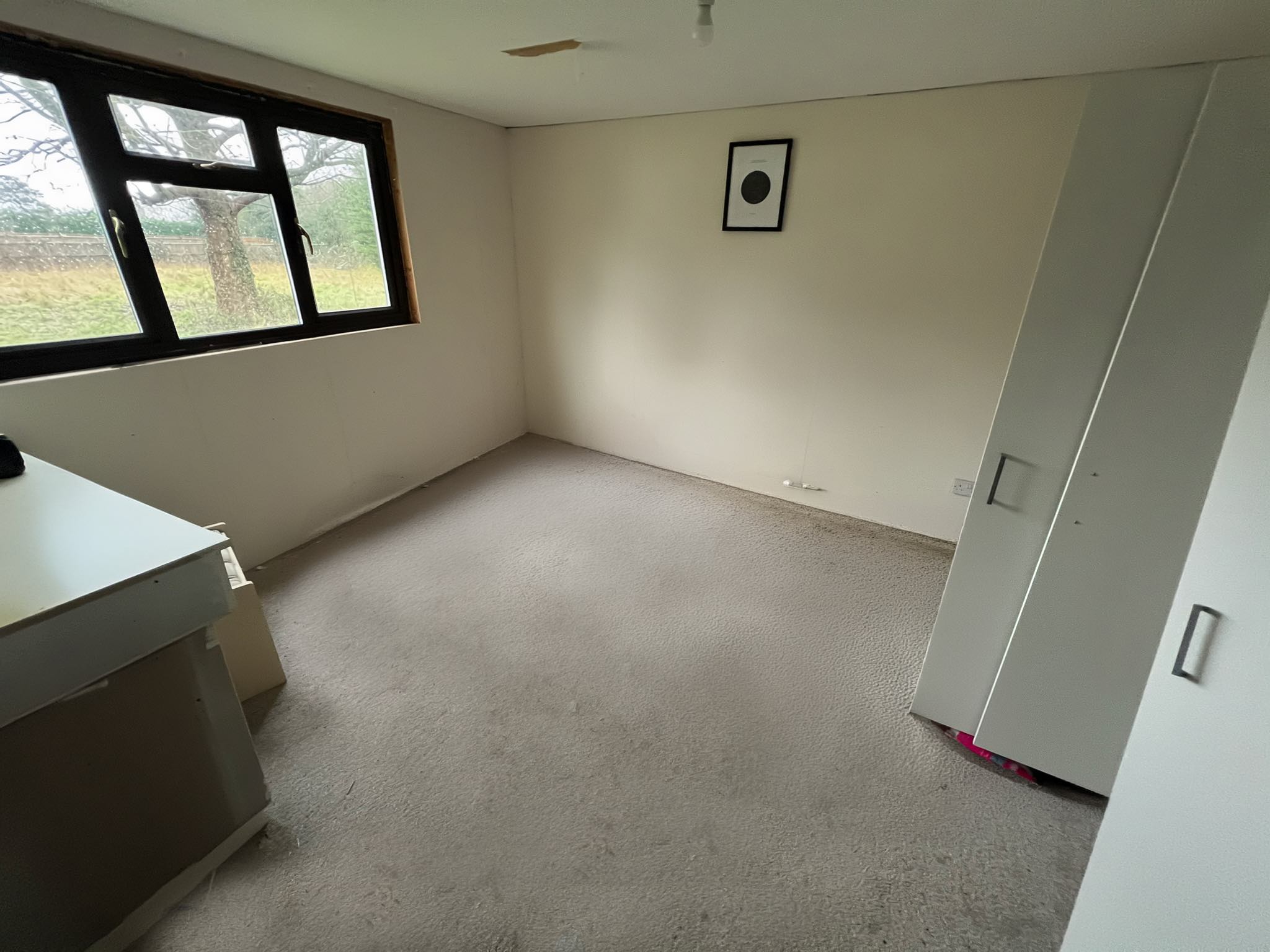 Consented extension opportunity to create 2,808 sqft detached dwelling in Kings Langley